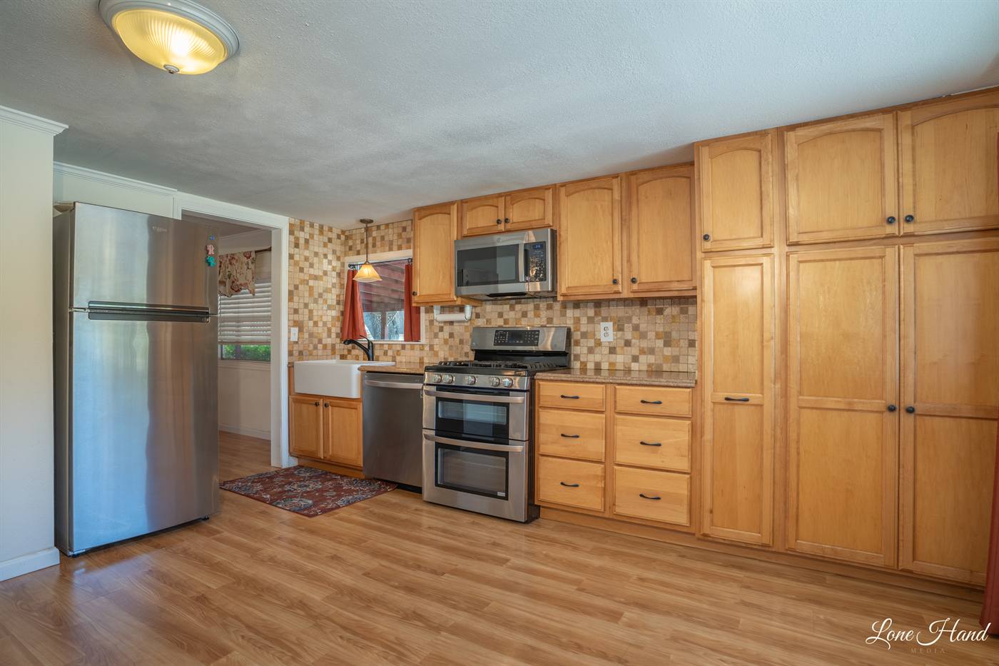 5 Rio Robles — Farmhouse Kitchen